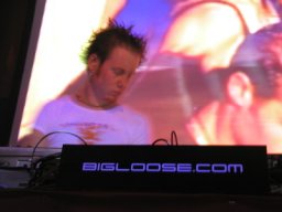mad_29_20090606_1284442183