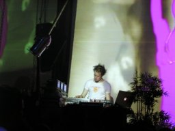 mad_33_20090606_1989345597